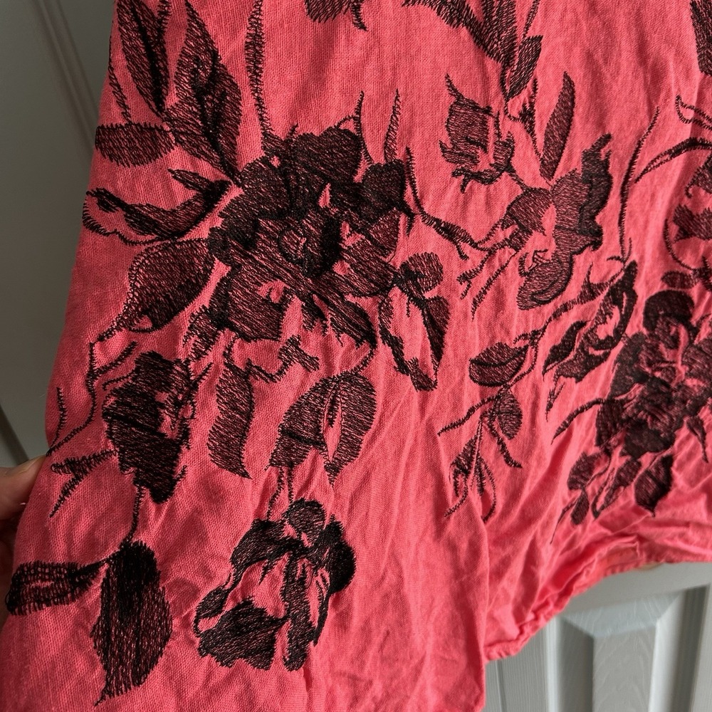 Lily Stanhope Peach Linen Blend Knee Length Skirt Size 6 Black Floral Embroidery - Picture 3 of 9